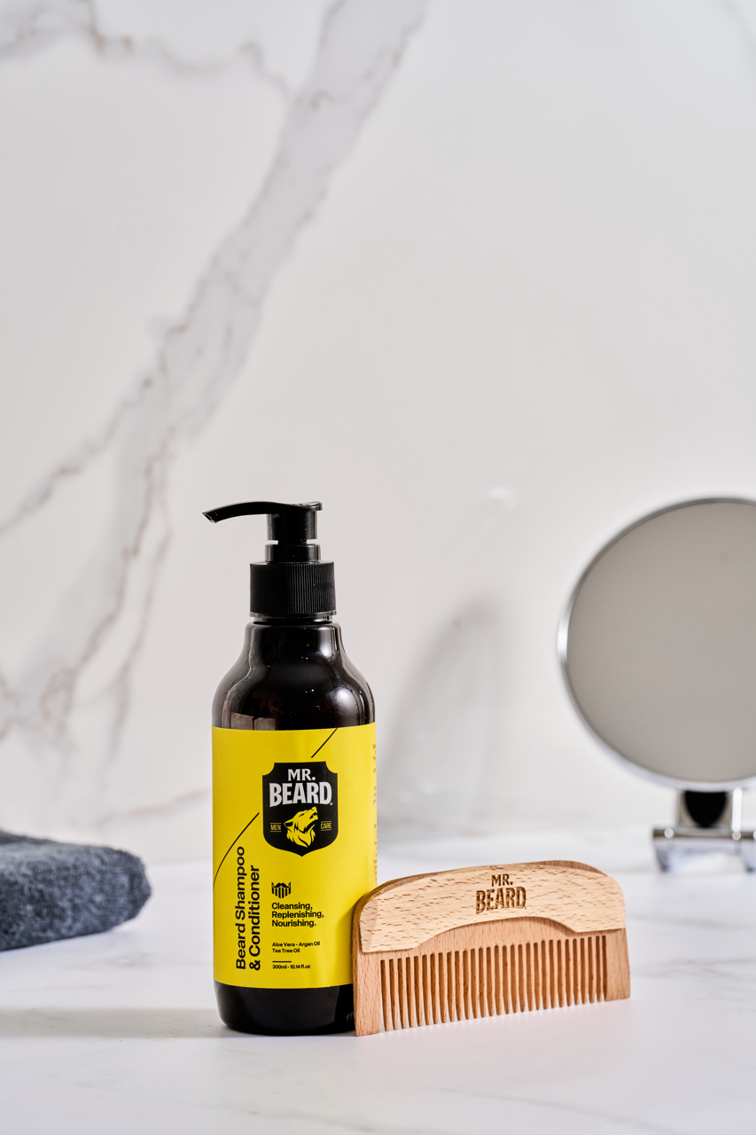 Fresh Beard Duo (Shampoo 250ml + Wooden Comb)