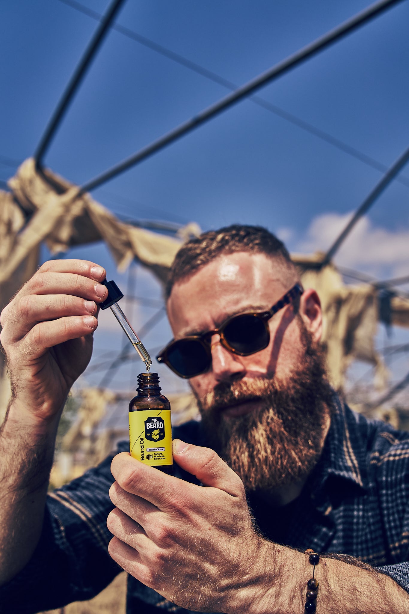 Beard Oil for Men | Softens, Moisturises & Reduces Itch | Mr